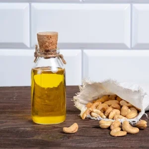 Cashew nuts oil